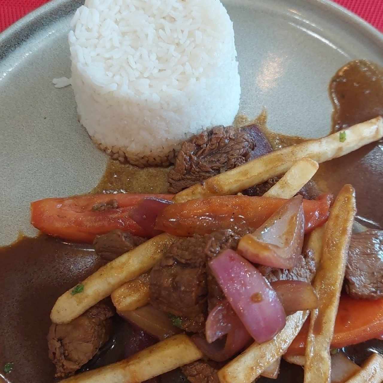 lomo saltado