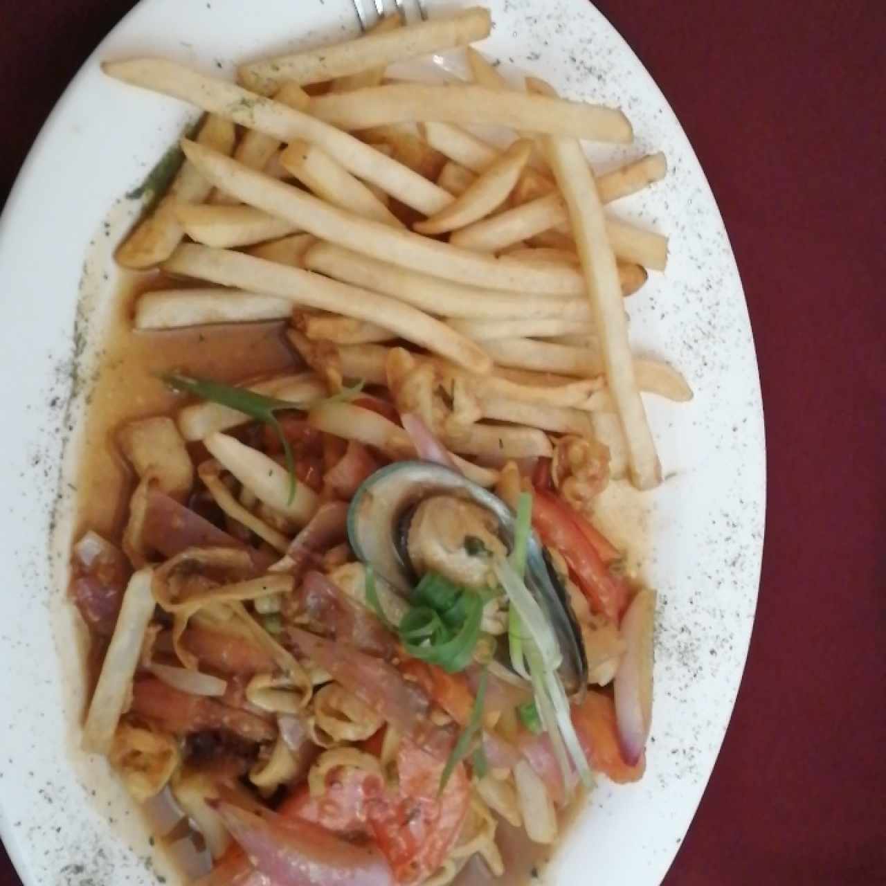 Mariscos Saltados