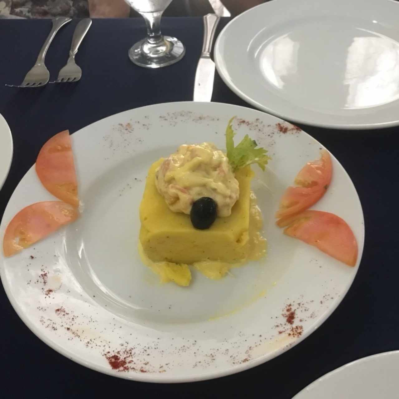 causa de camarones