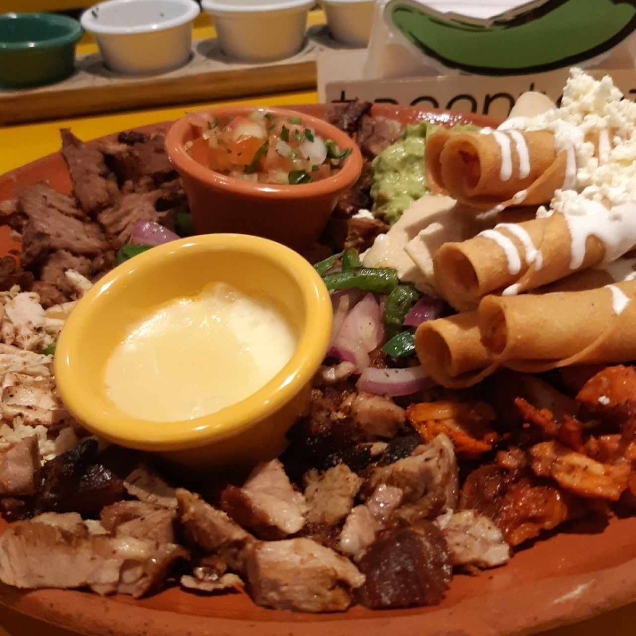 bandeja tacontento