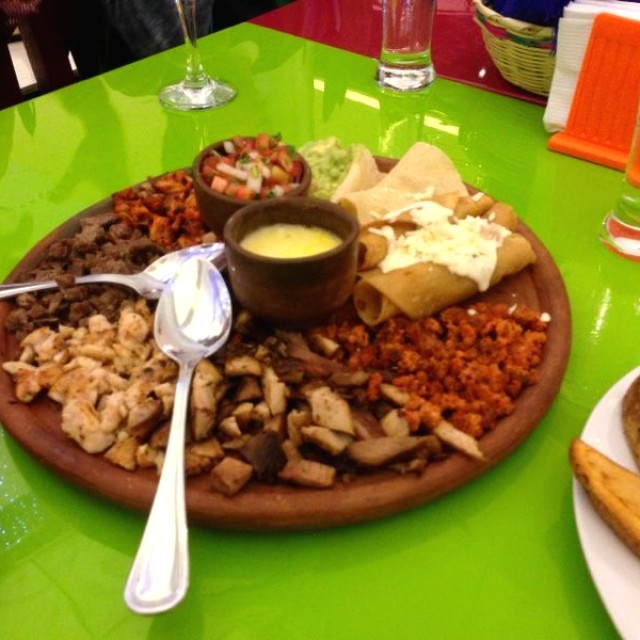 Bandeja Tacontento