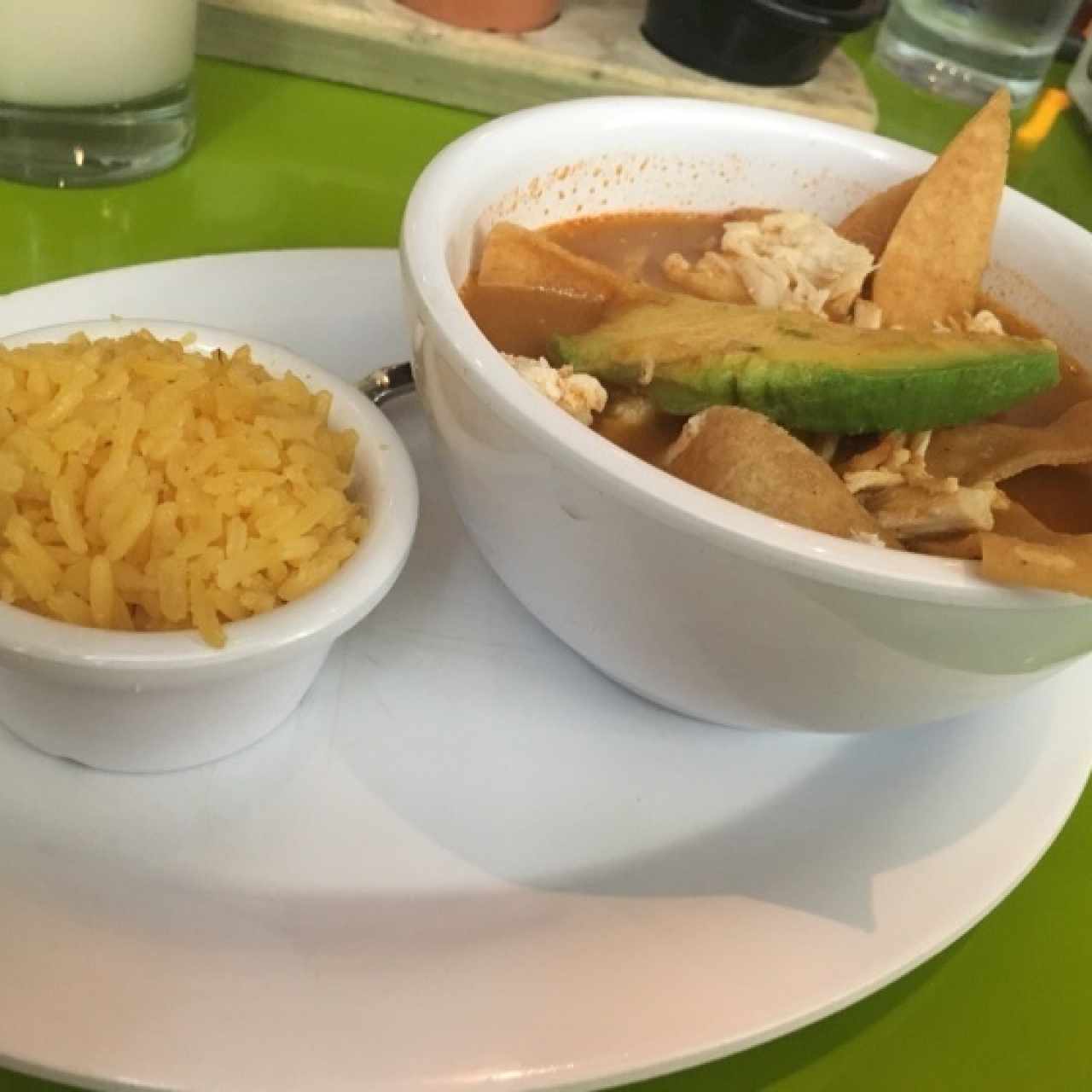 sopa azteca