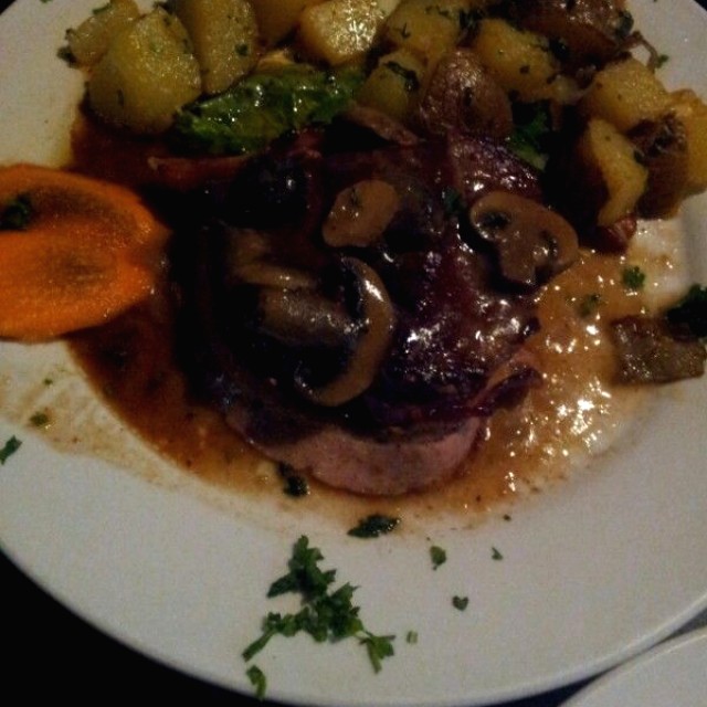 Filet Mignon con papas salteadas!*