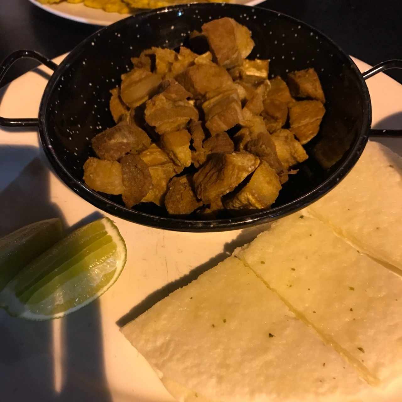 Chicharroncitos