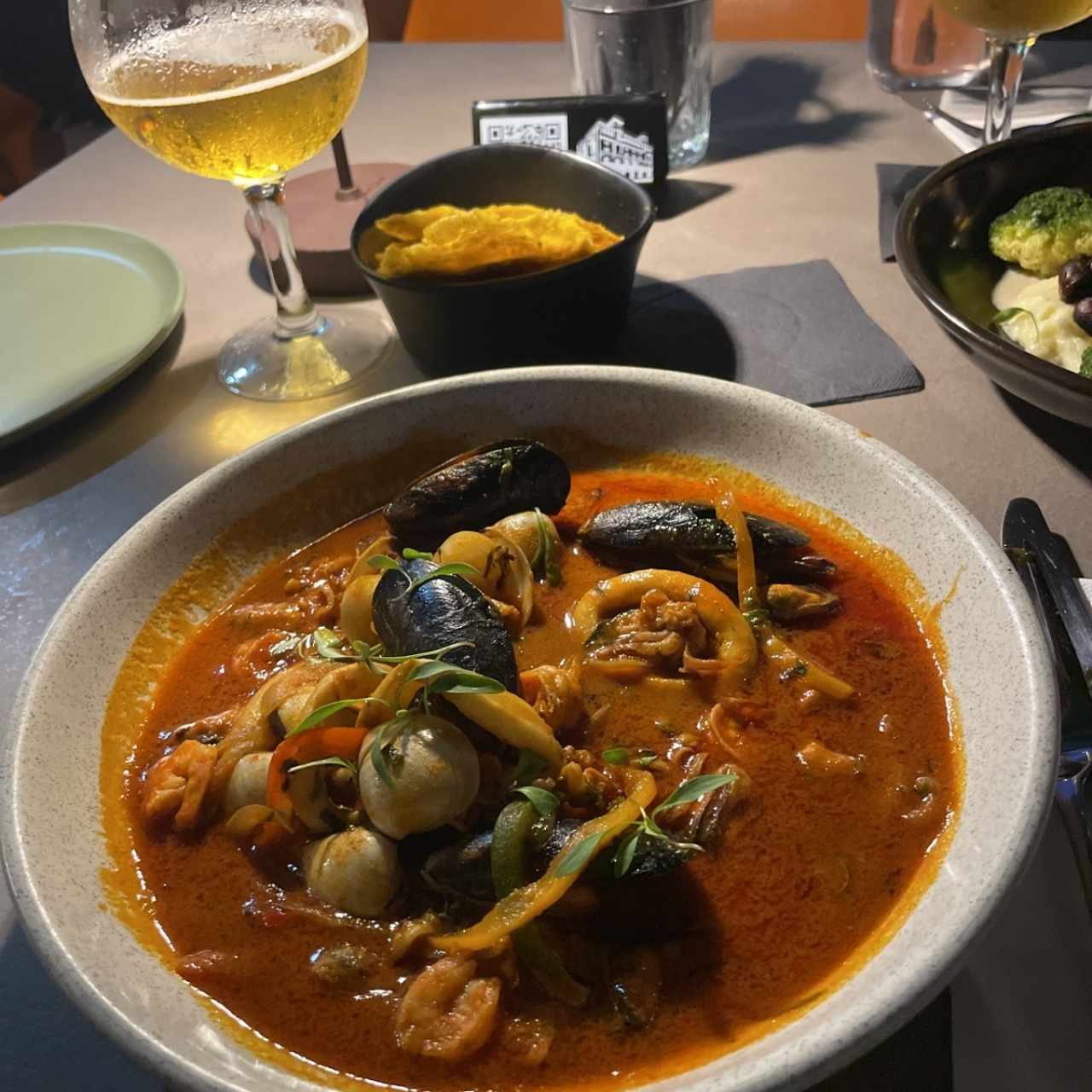 Del Mar - Cazuela de Mariscos