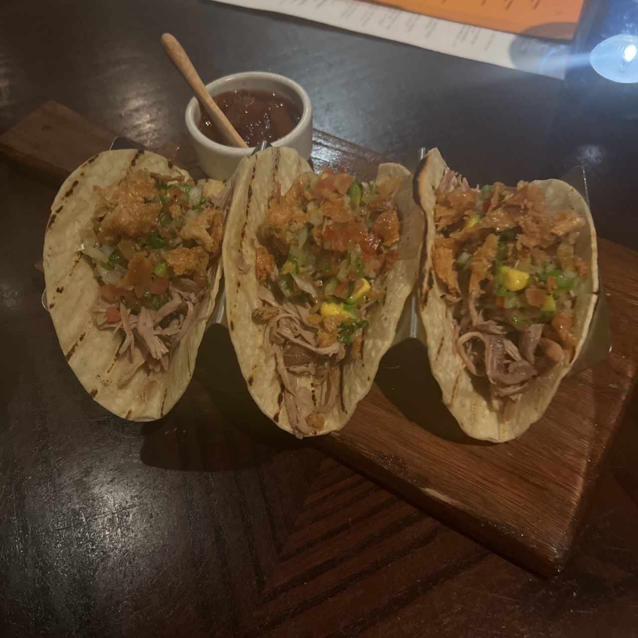 Tacos de Pato con Chutney de Mango