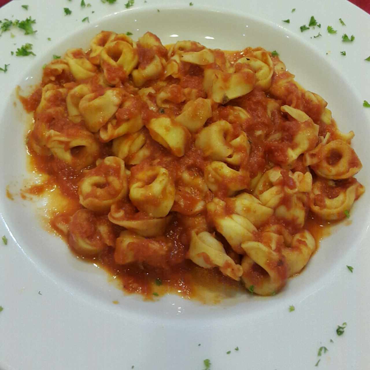 Tortellini con jamón serrano 