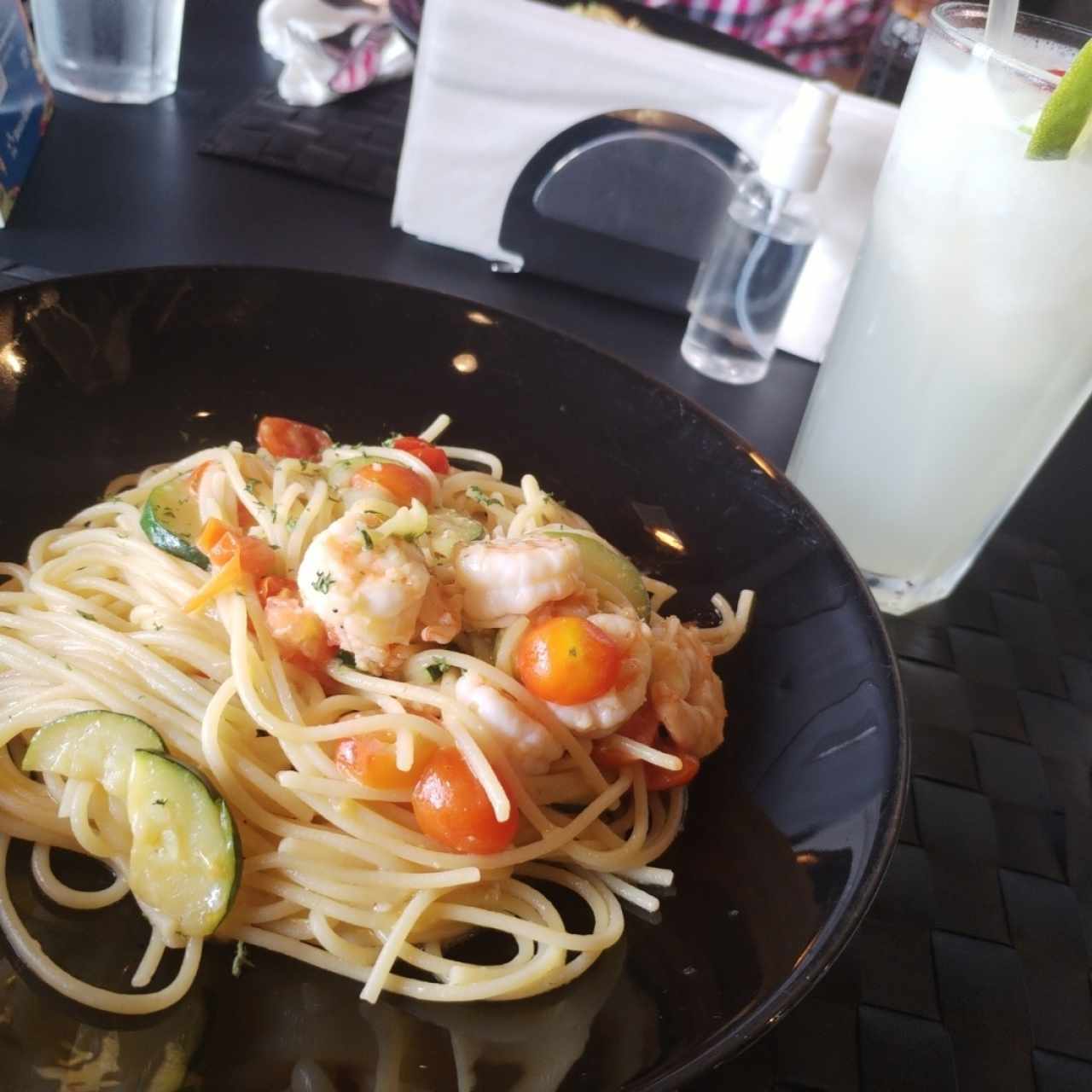 Pasta lido con camarones