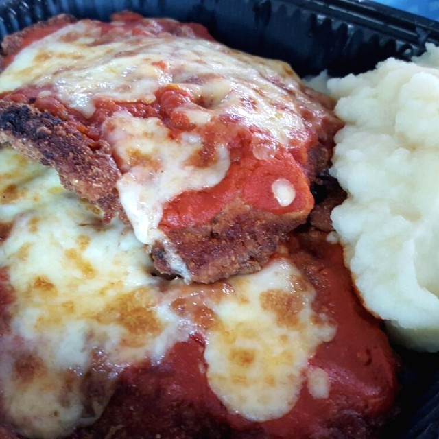 Chuleta de cerdo Parmigiana