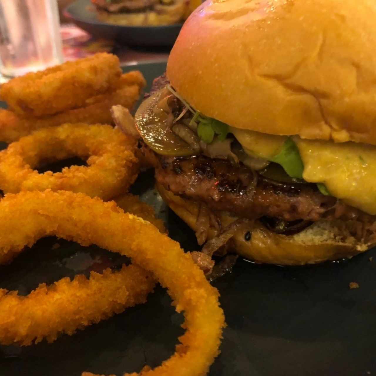 Awesome Burger (plant-based) 