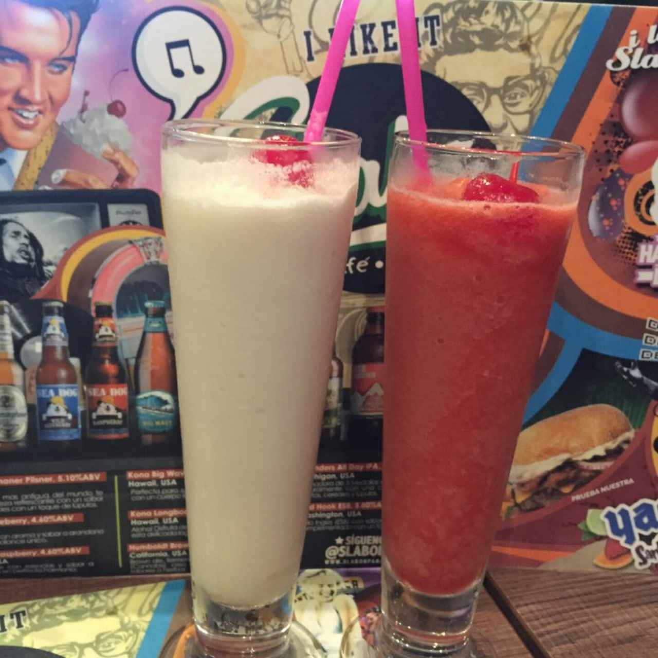 Amapola & Smoothie de Fresa 