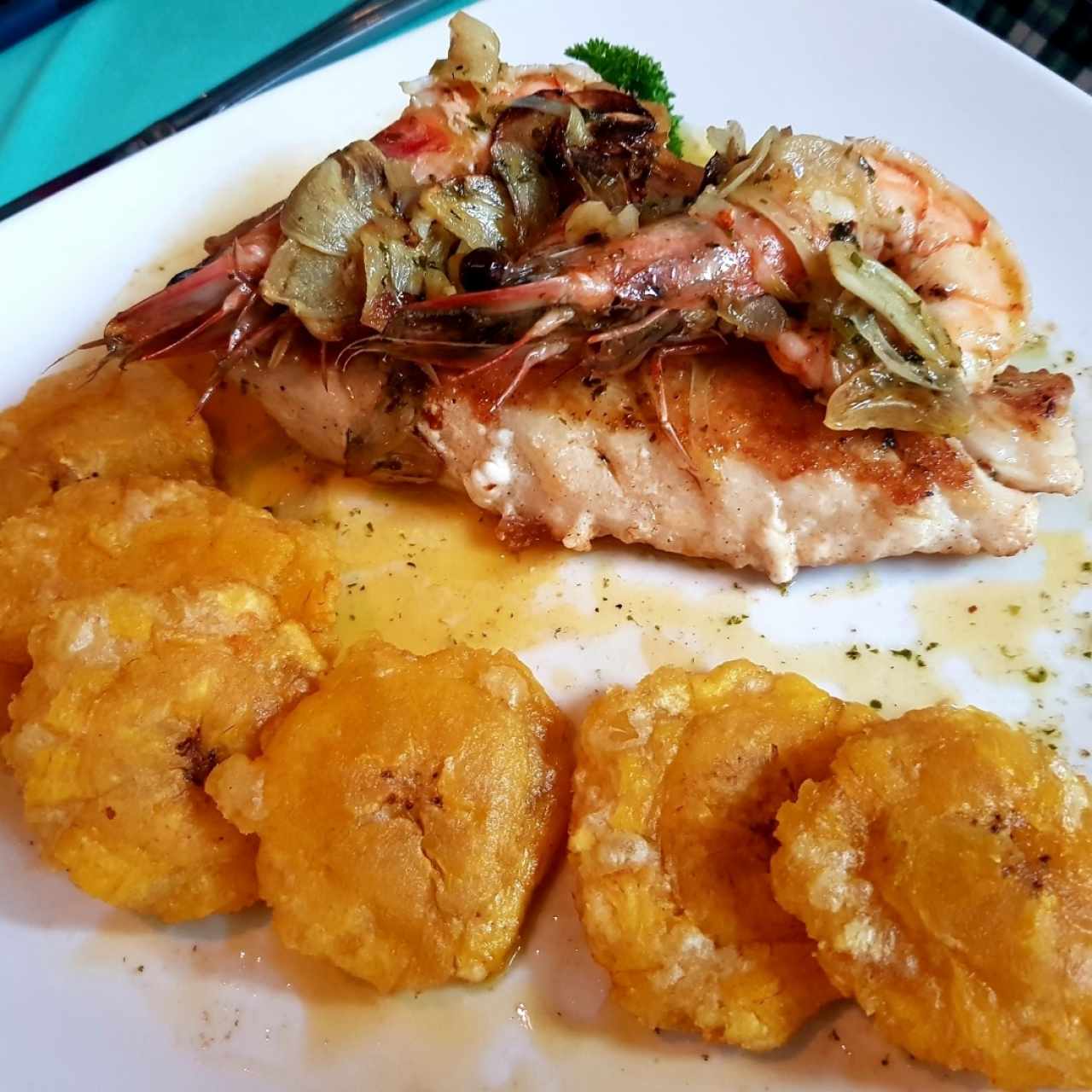 Corvina con Langostinos