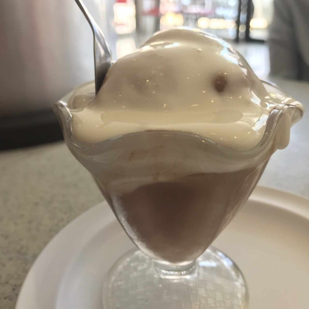 Helado de chocolate con malva