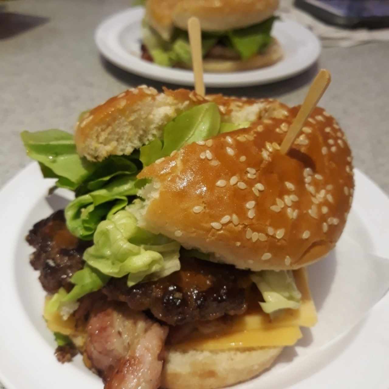 Quesohamburguesa con tocino