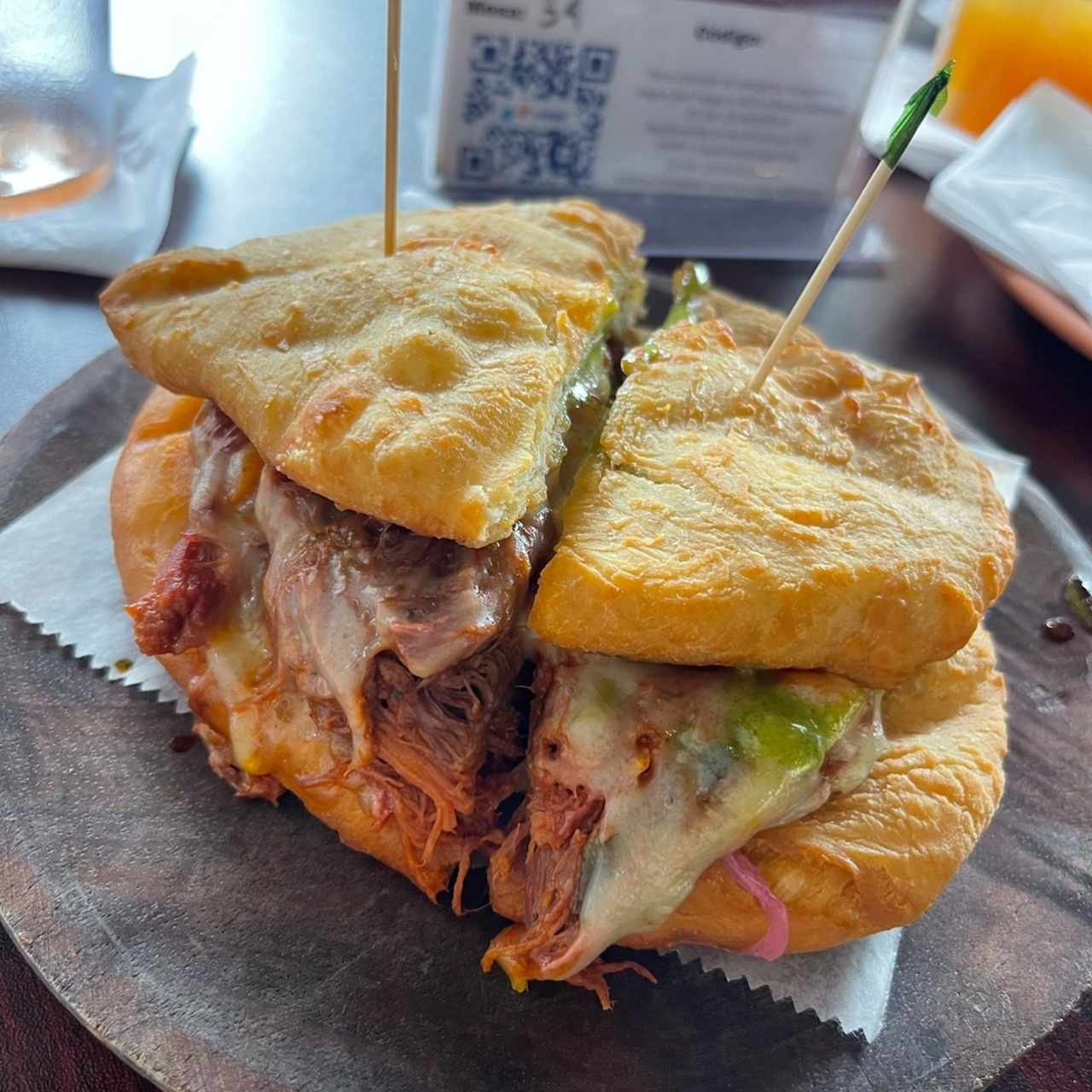 🥪 de ropa vieja en hojaldra. 