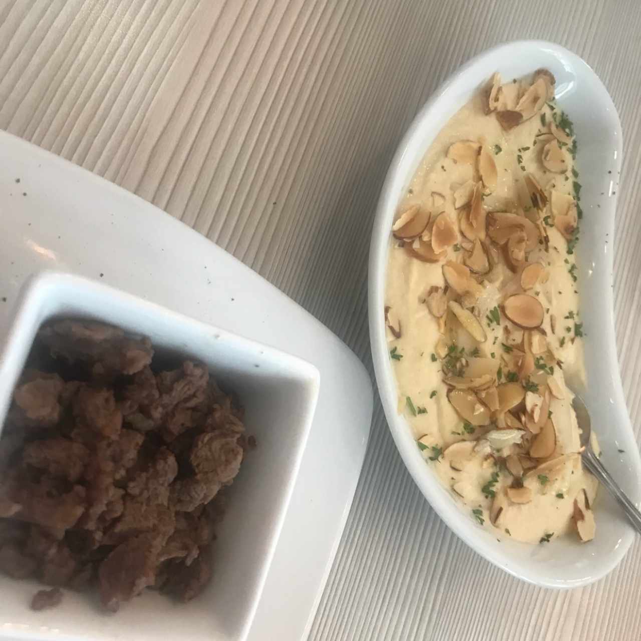 Del Mediterráneo - Hummus Especial