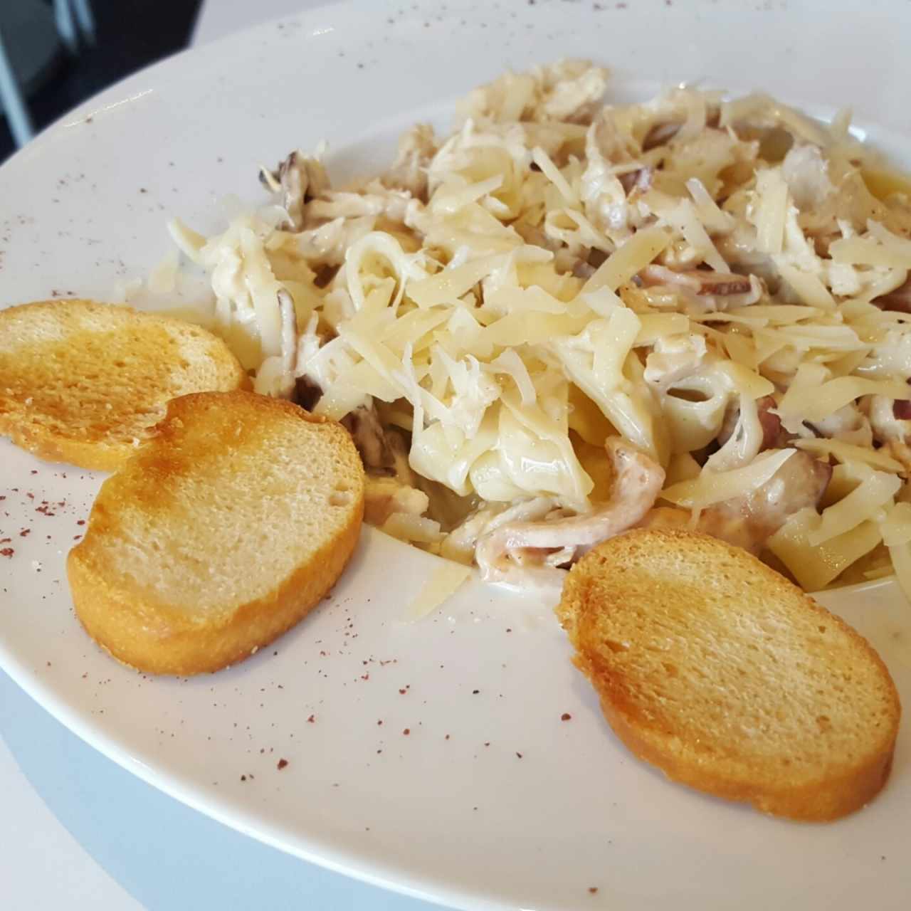 Fetuccini en Salsa Blanca