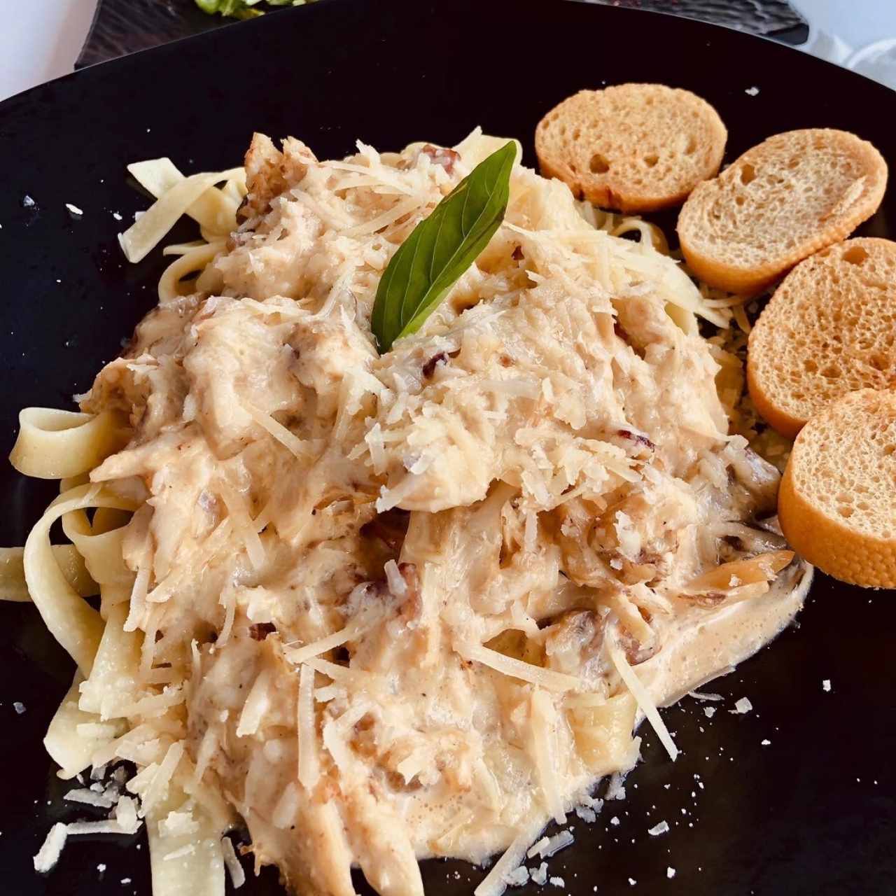 Fetuccini en salsa Blanca