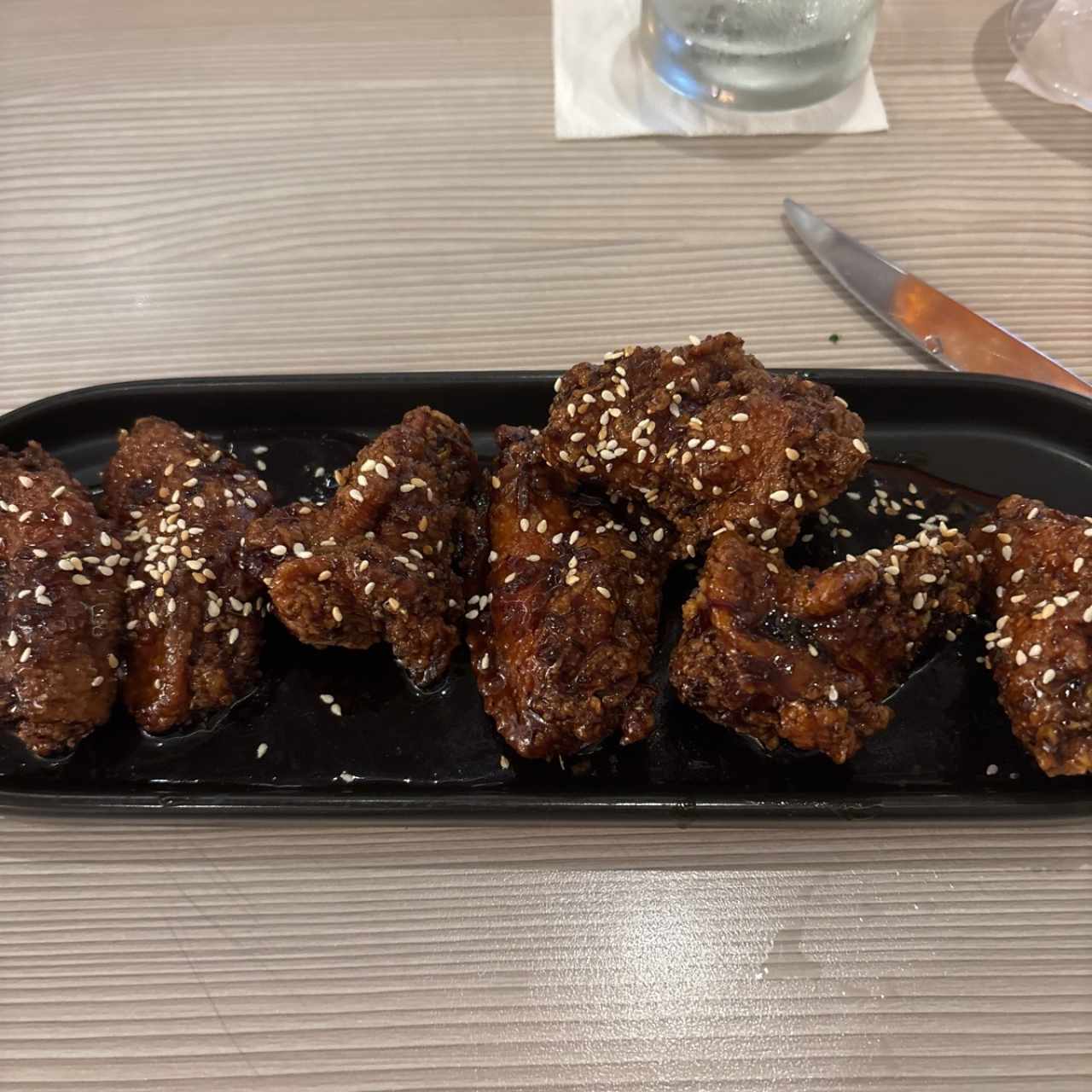 Entradas - Sesame spice wings