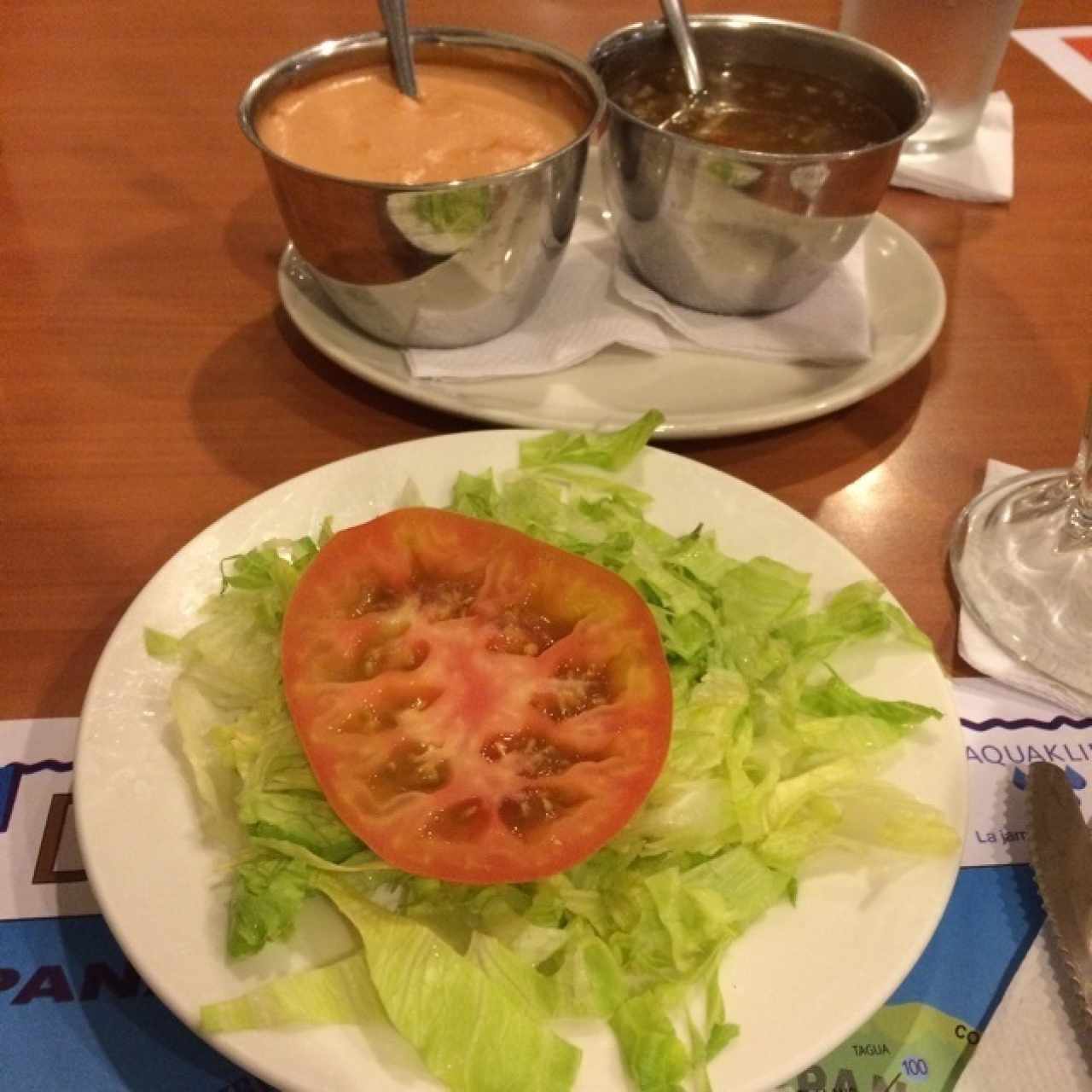 Ensalada que acompaña al plato fuerte🍅