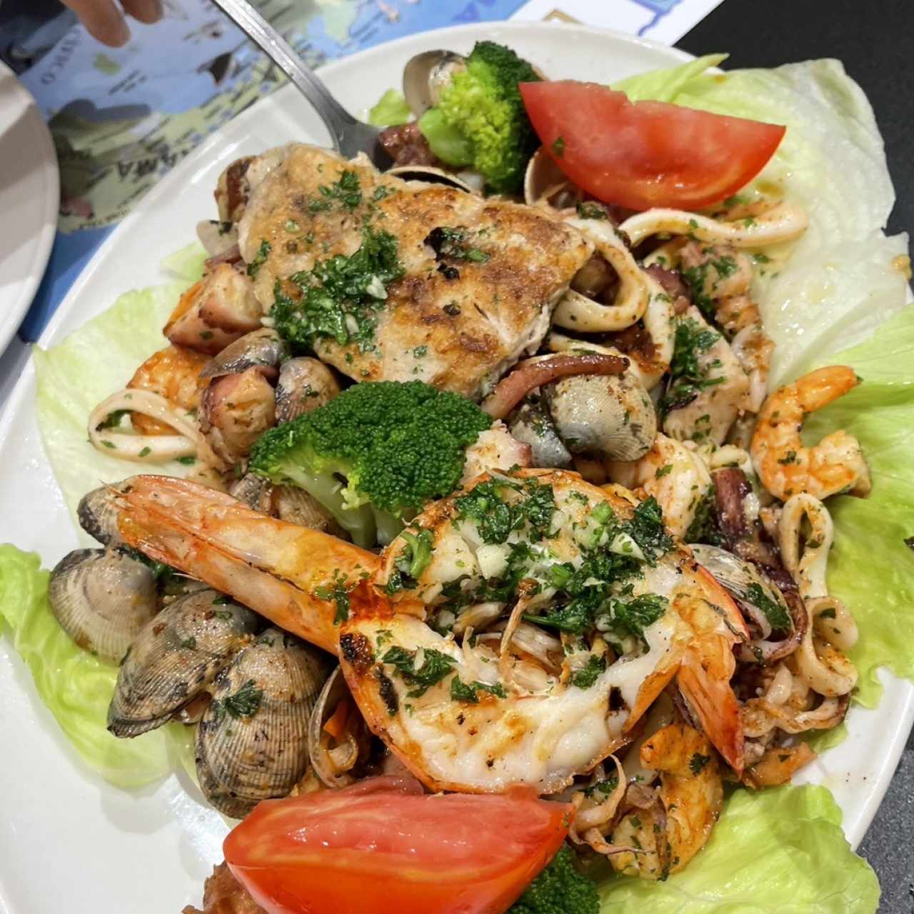 Picada de mariscos 