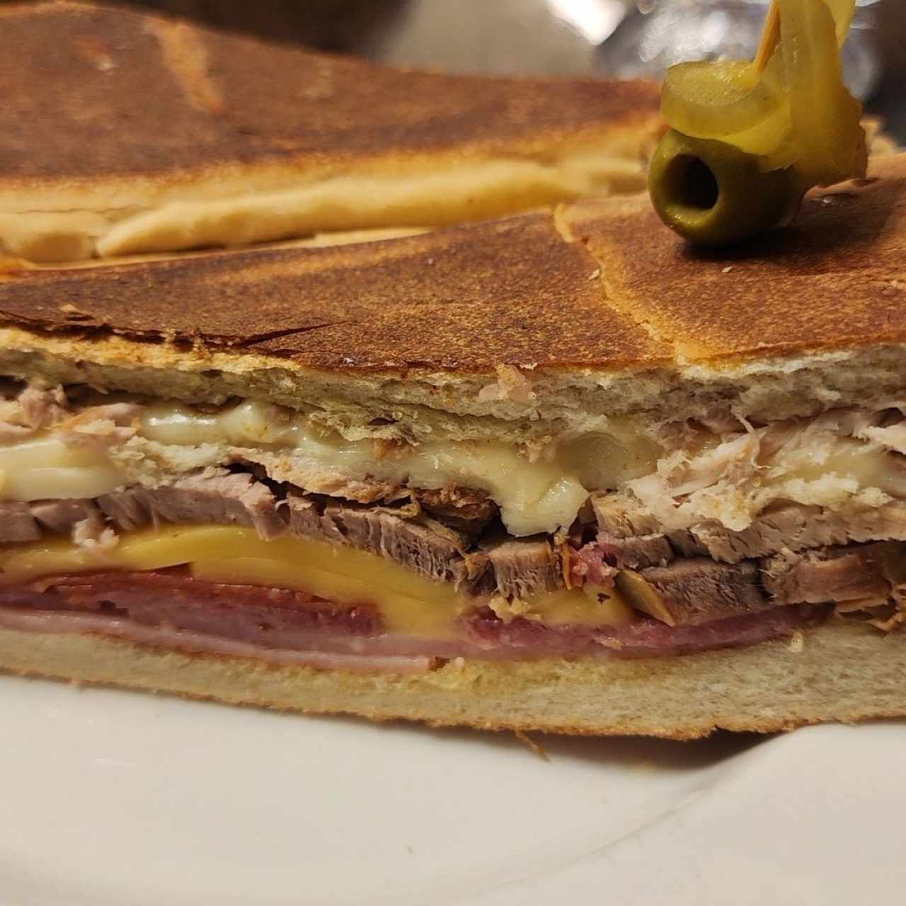 Emparedados /Sandwiches - Cubano