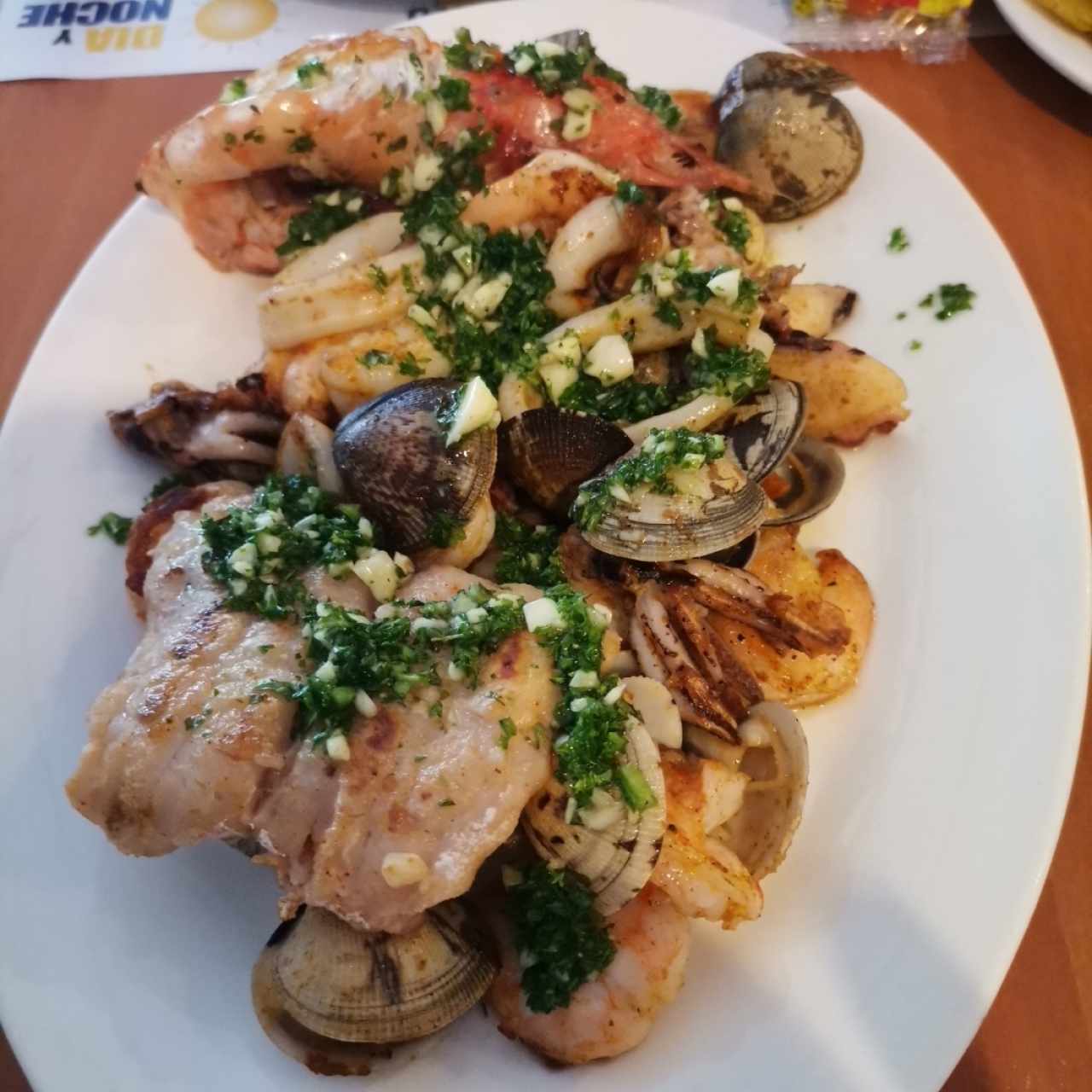 Parrilla da de mariscos. 