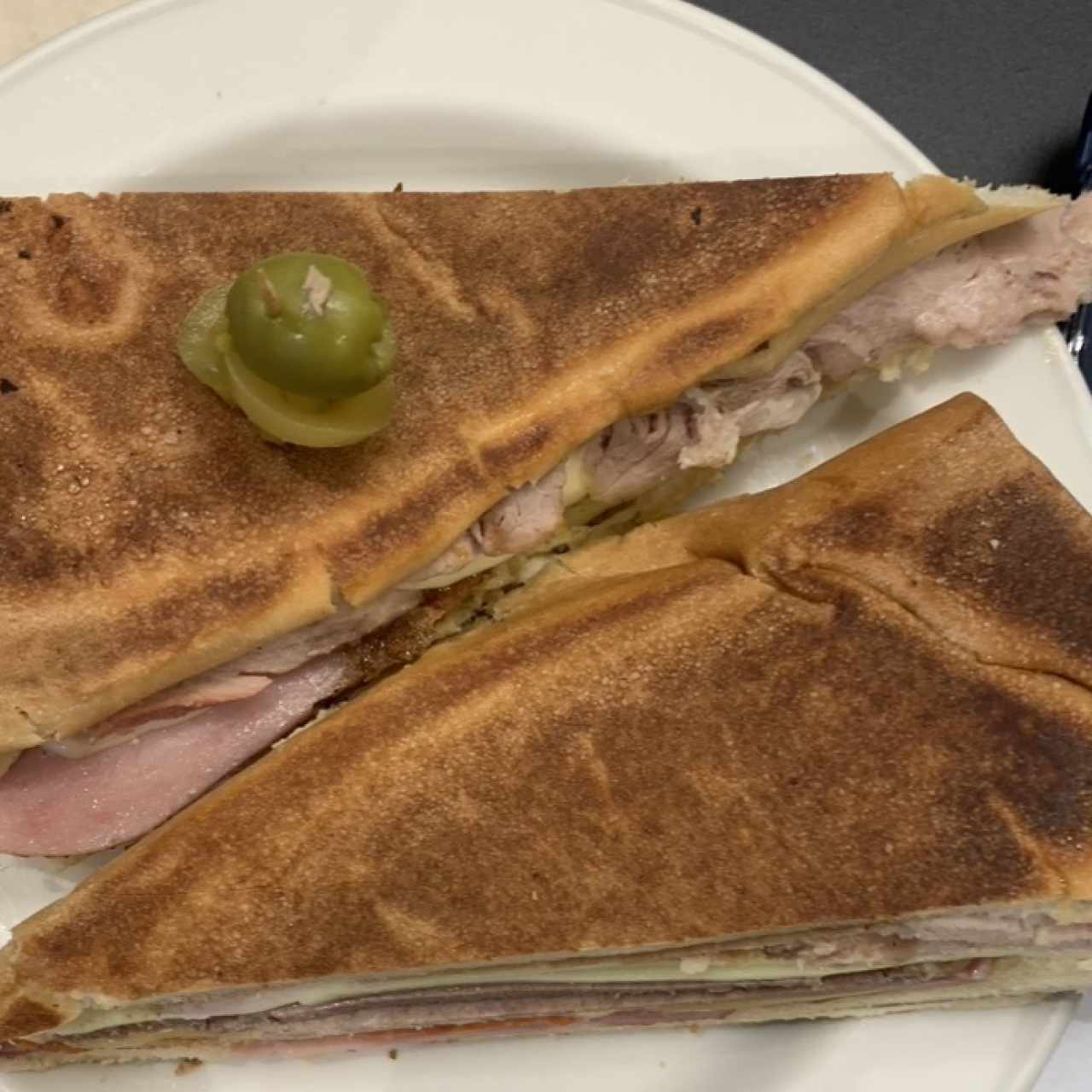 Emparedados /Sandwiches - Cubano