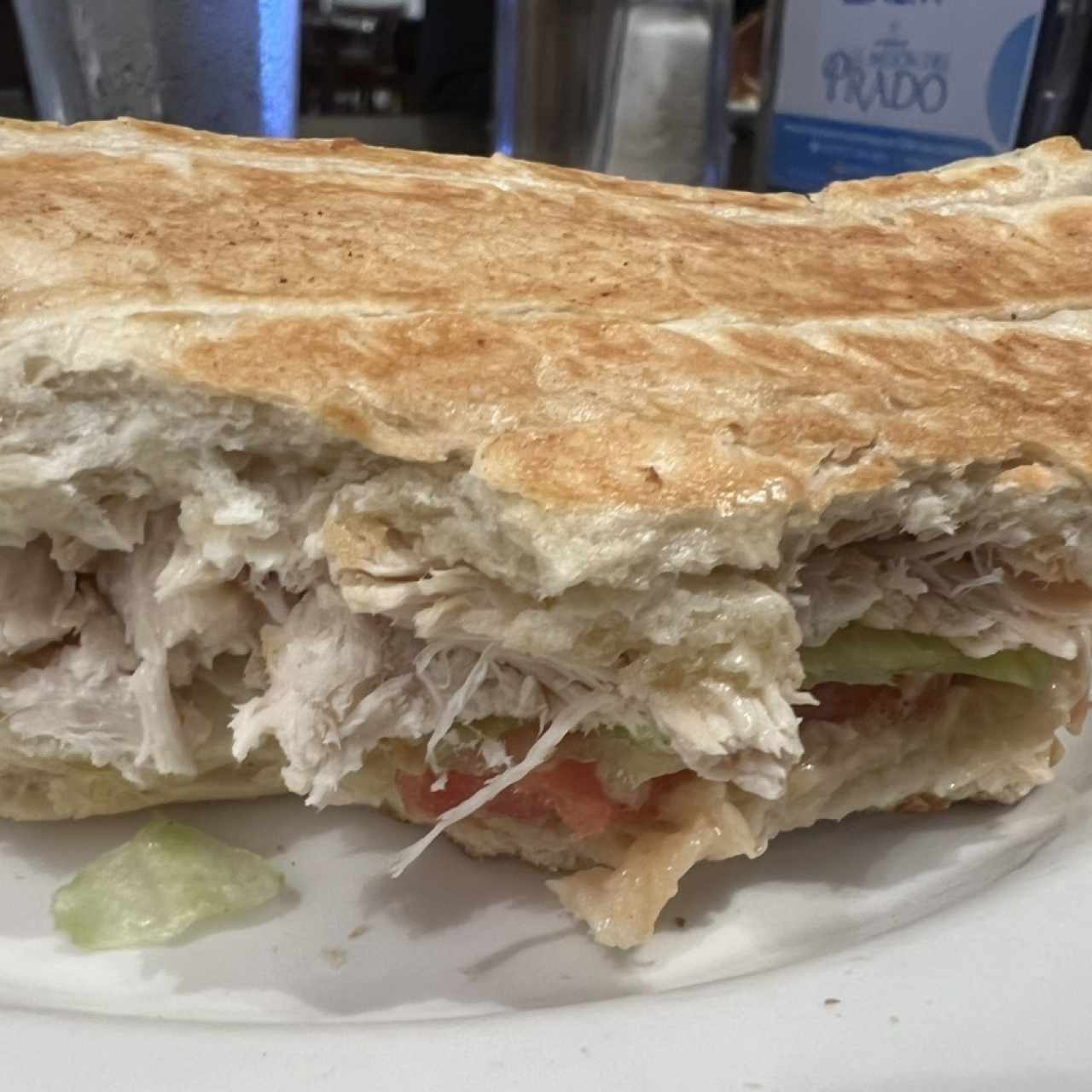 Emparedados /Sandwiches - Pollo