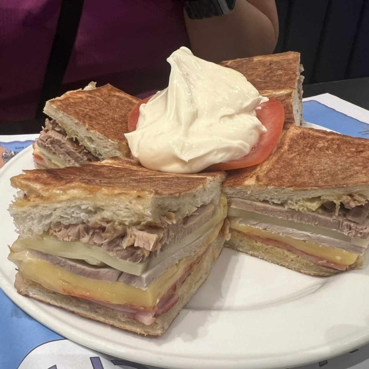 Emparedados /Sandwiches - Especial del Mesón