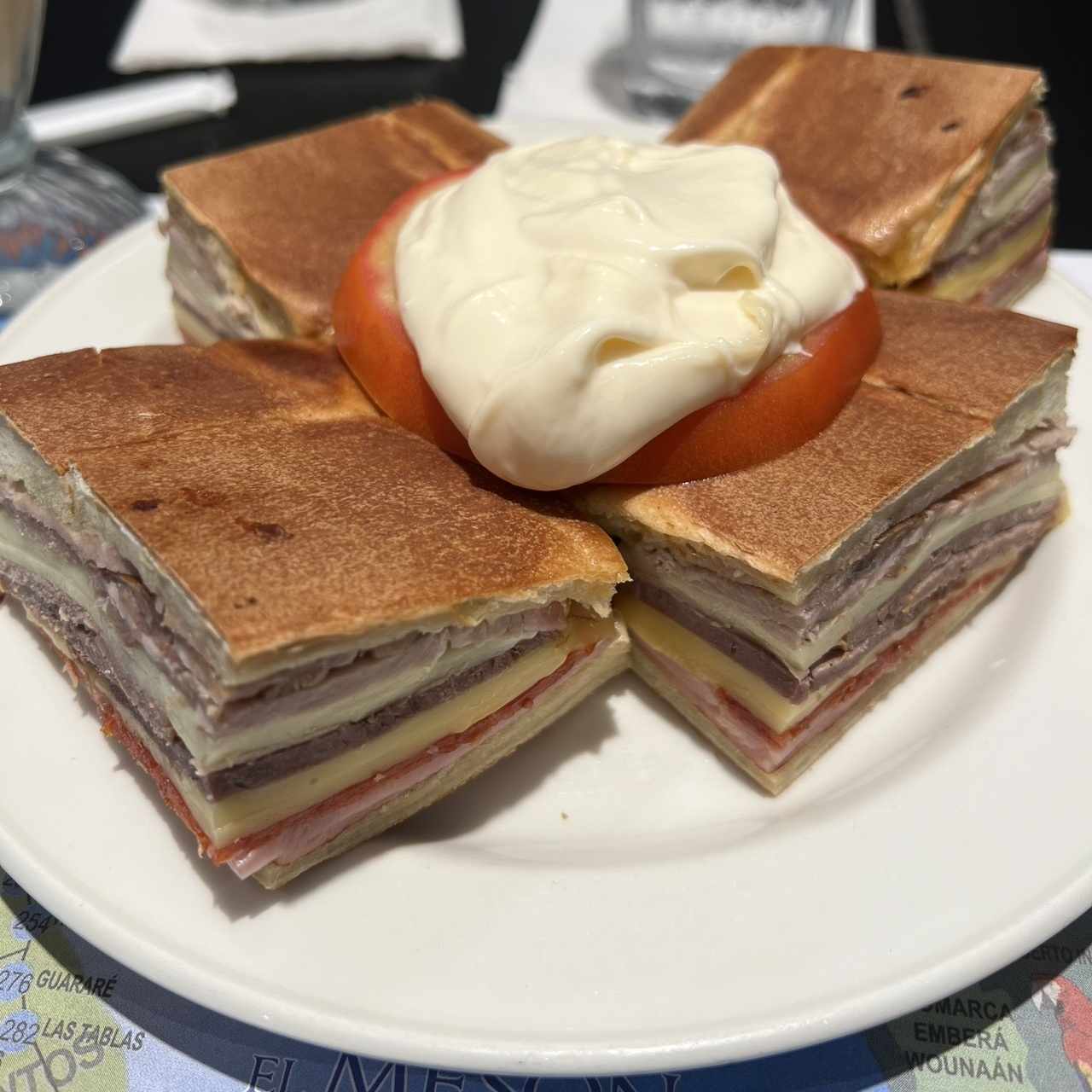 Emparedados /Sandwiches - Especial del Mesón