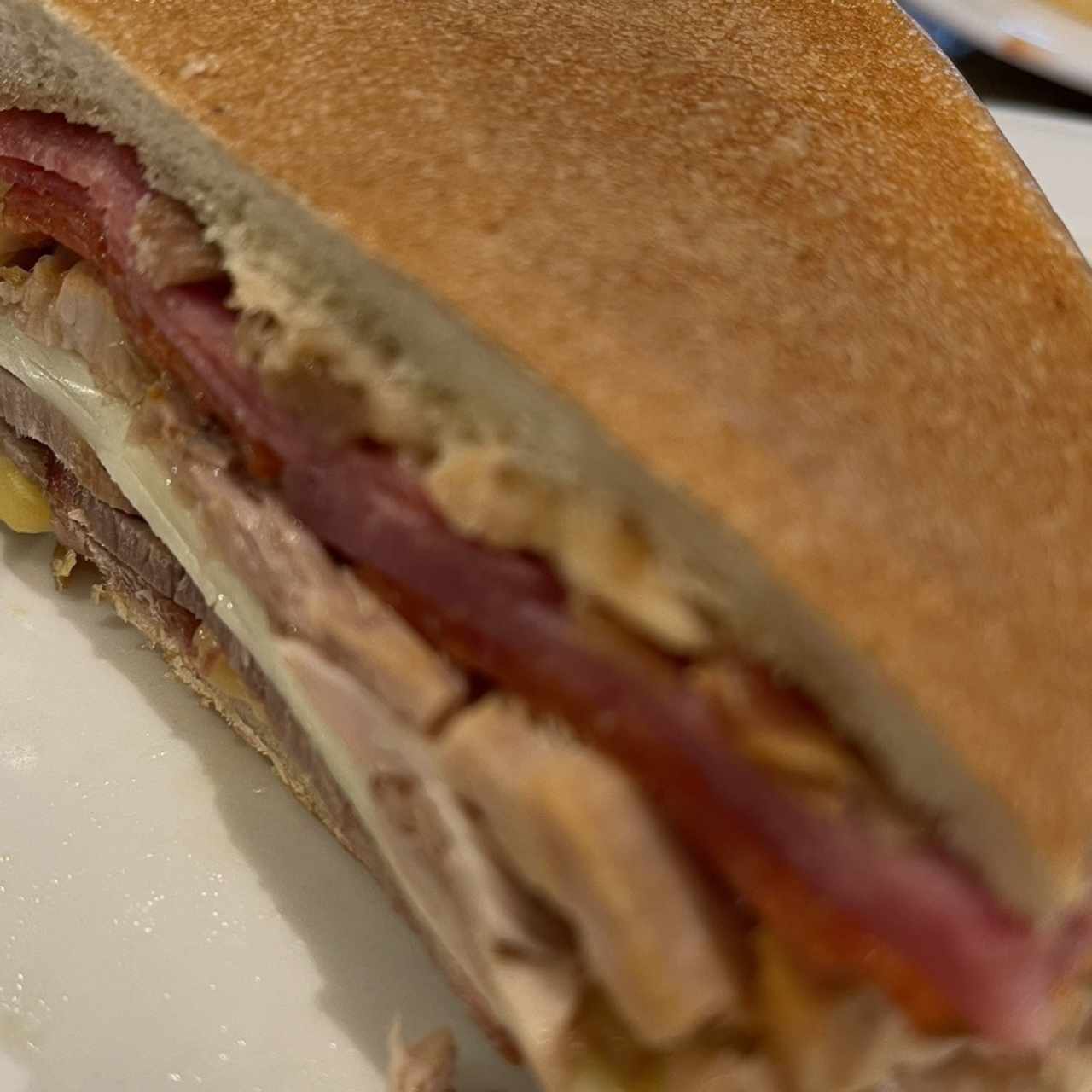 Emparedados /Sandwiches - Cubano