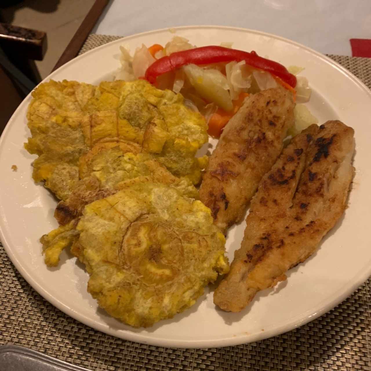 Filete de Guabina con patacones