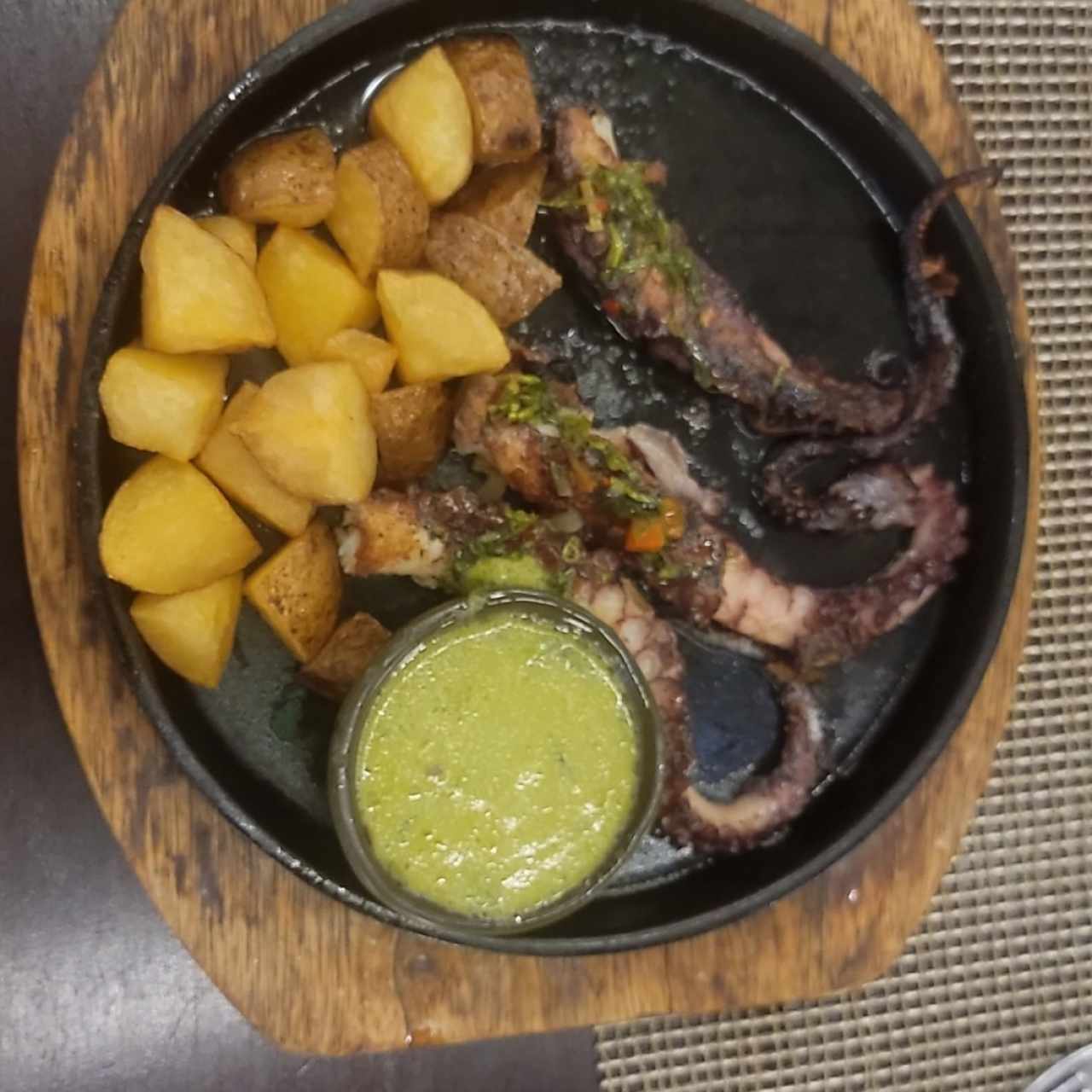 PULPO AL GRILL