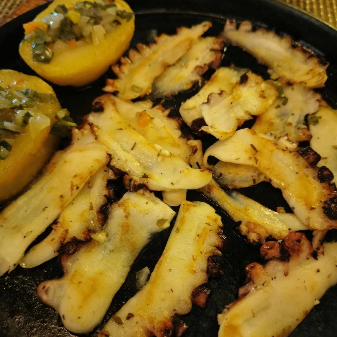 pulpo al carbón