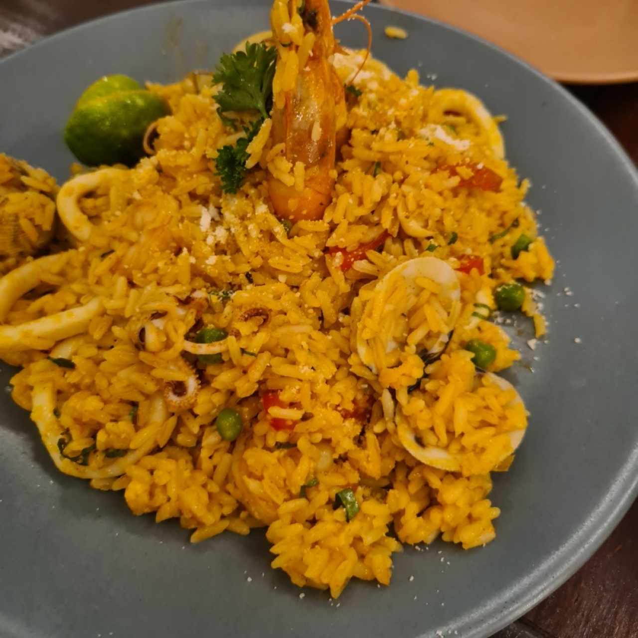 Platos Fuertes - Arroz con Mariscos