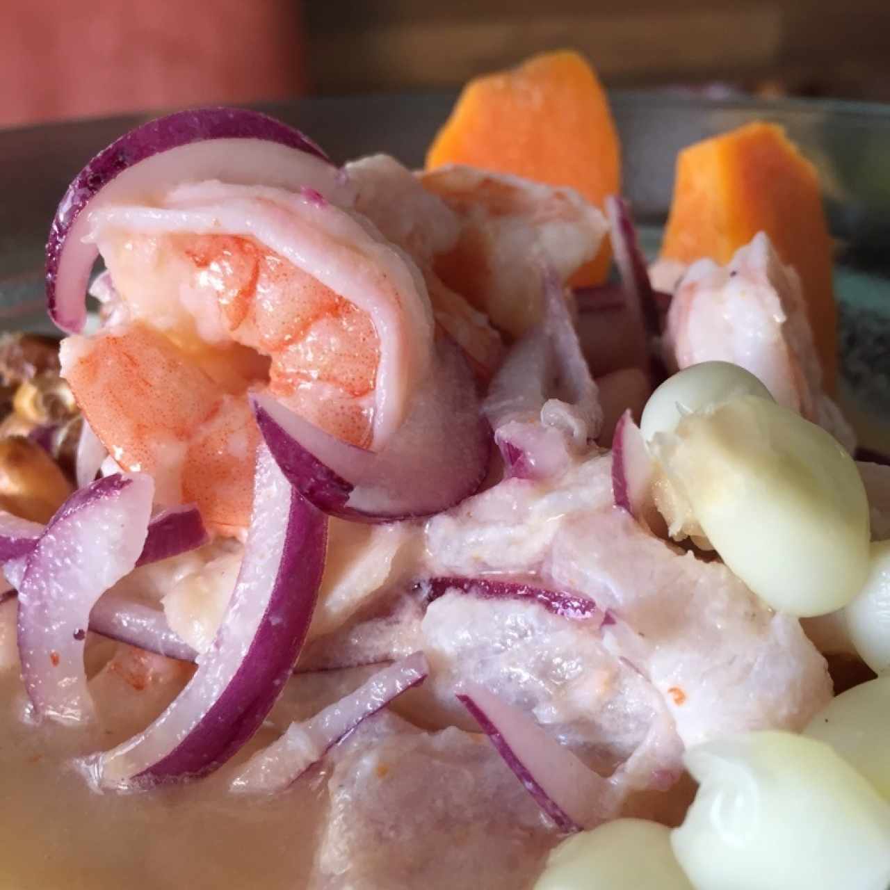 CEBICHE DE PESCADO, PULPO Y CAMARONES