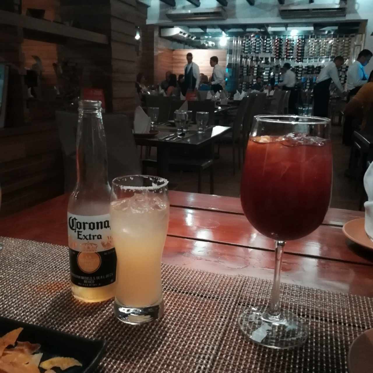 sangre toro y corona michelada