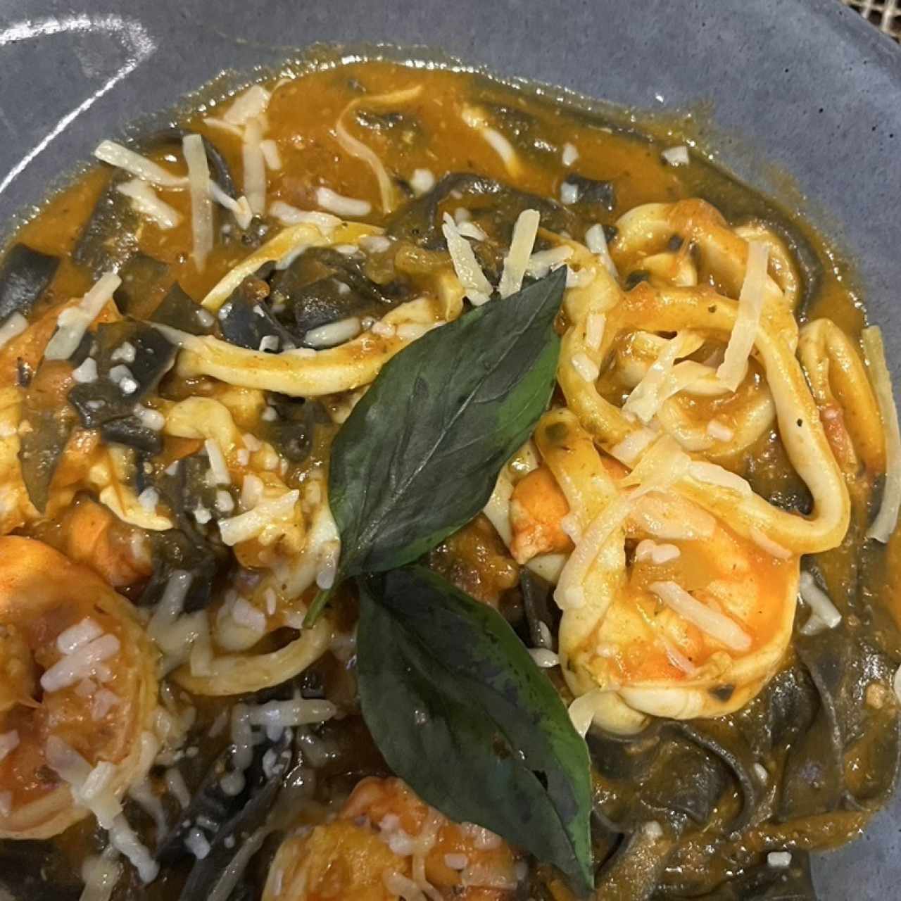 Platos Fuertes - Fetuccini Maremonti