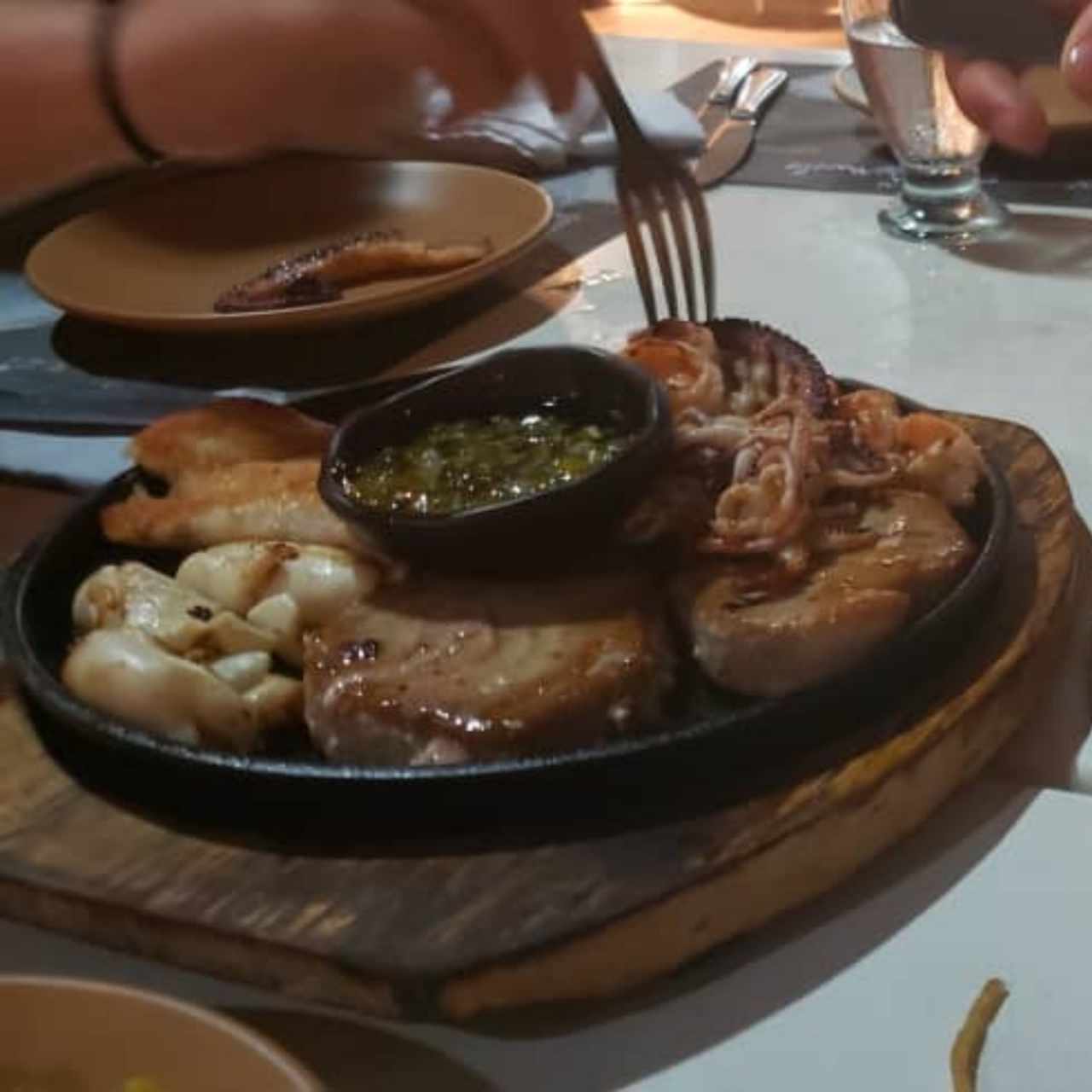 PESCADO A LA PLANCHA / PARRILLA