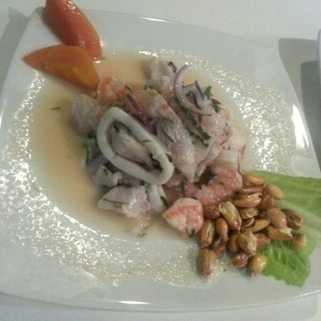 Ceviche mixto