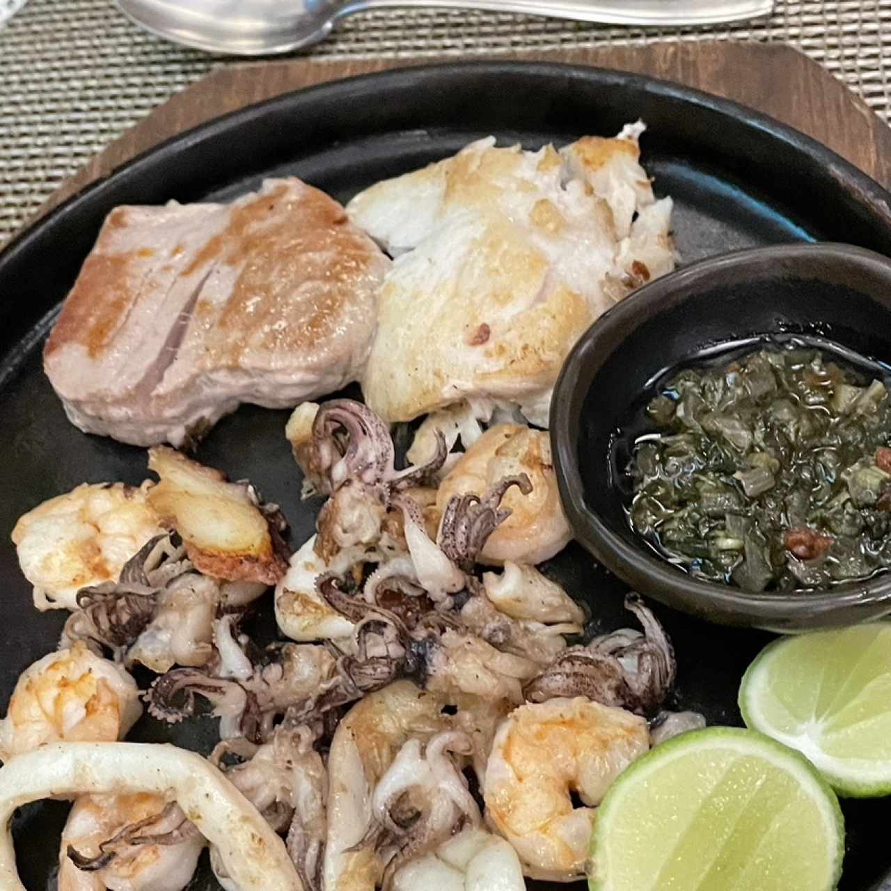 BIEN CRIOLLO - PARRILLA MARINA