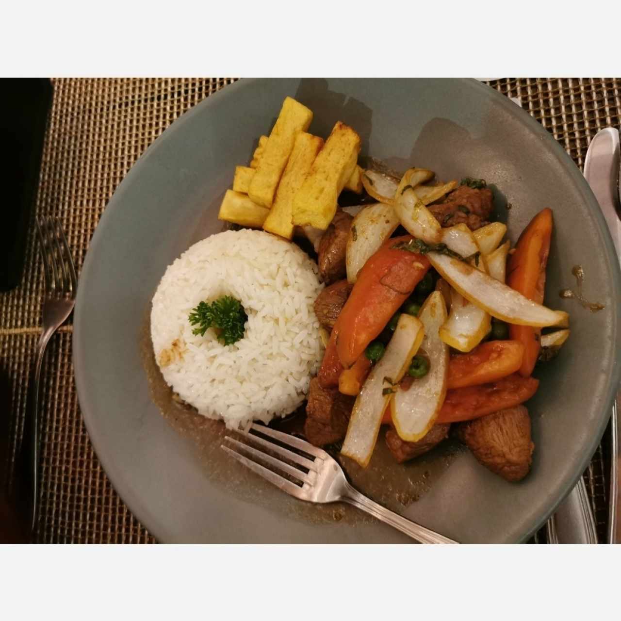 Criollos - LOMO SALTADO