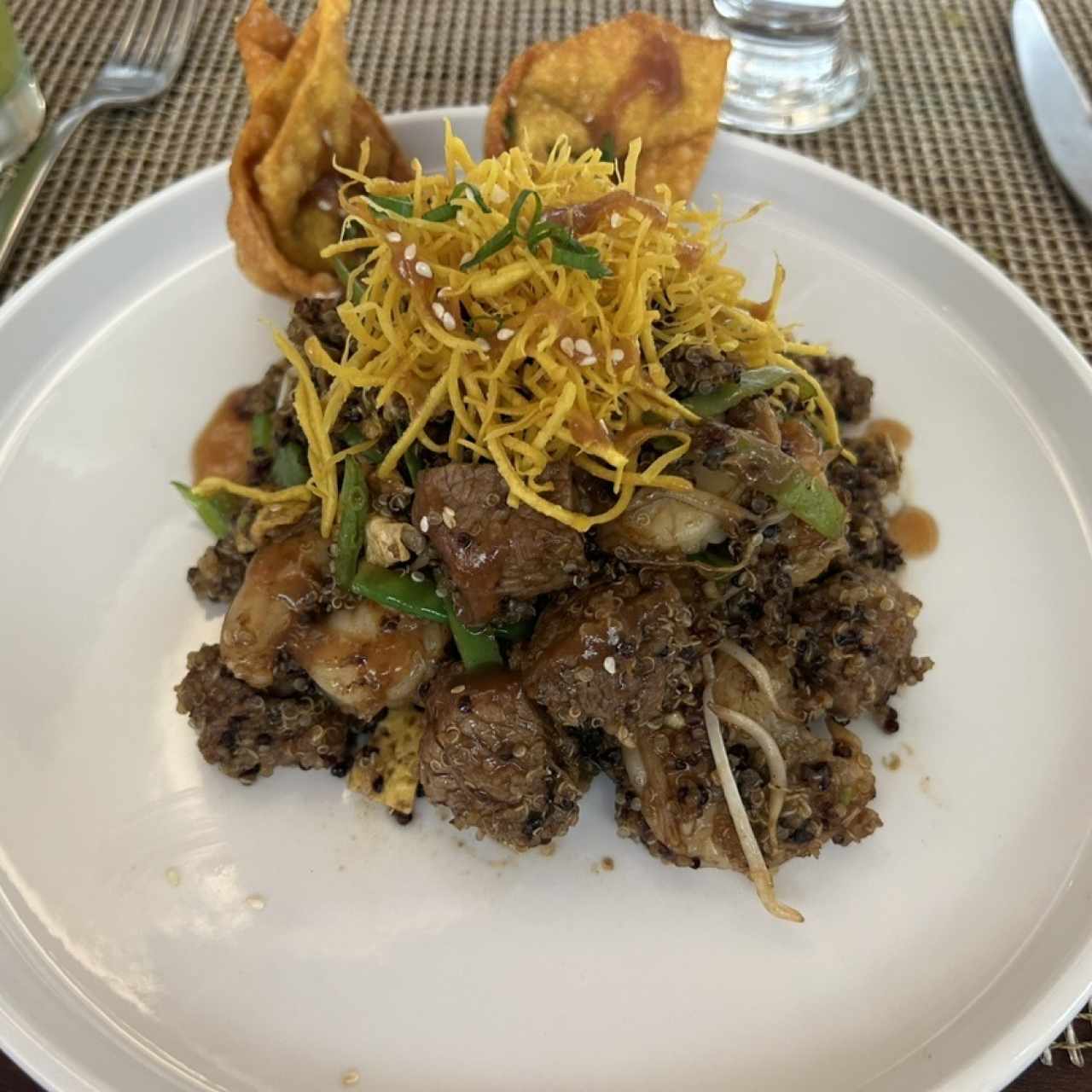 Rissoto de Quinoa con Lomo Saltado