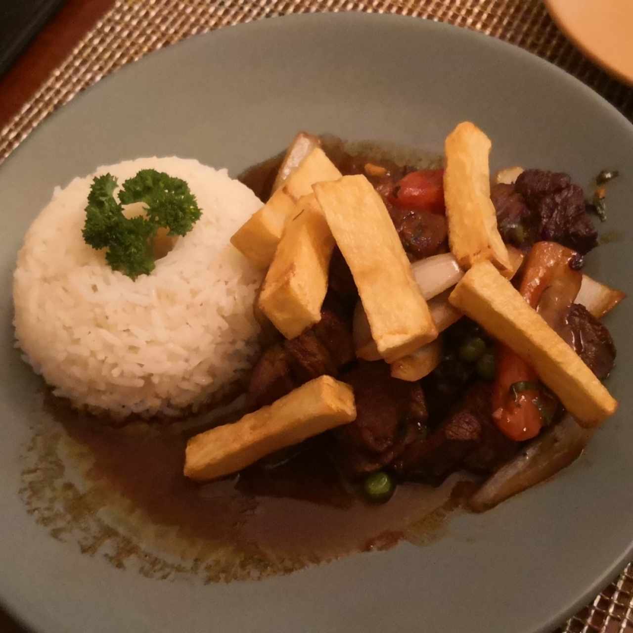 Criollos - LOMO SALTADO