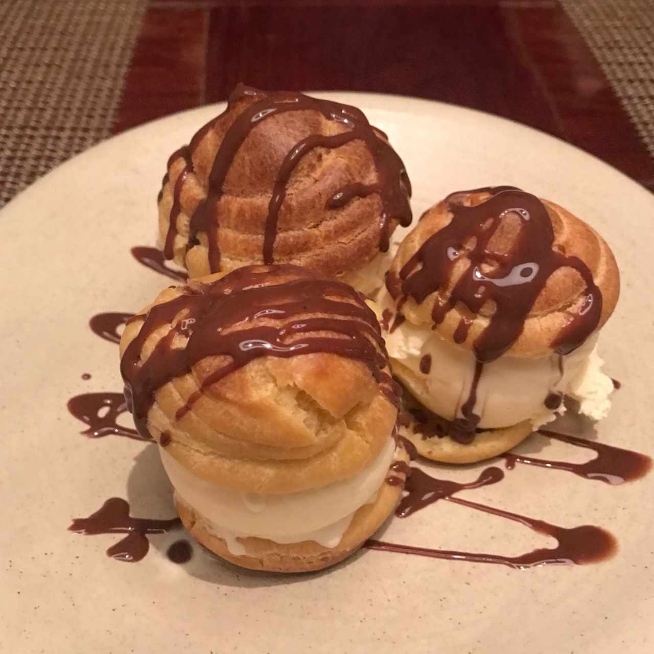 Profiteroles