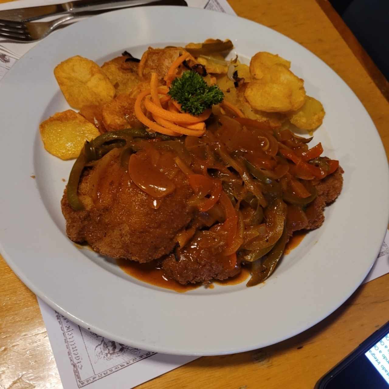 Jägerschnitzel Escalopas de cerdo Empanizadas "Estilo Cazador"