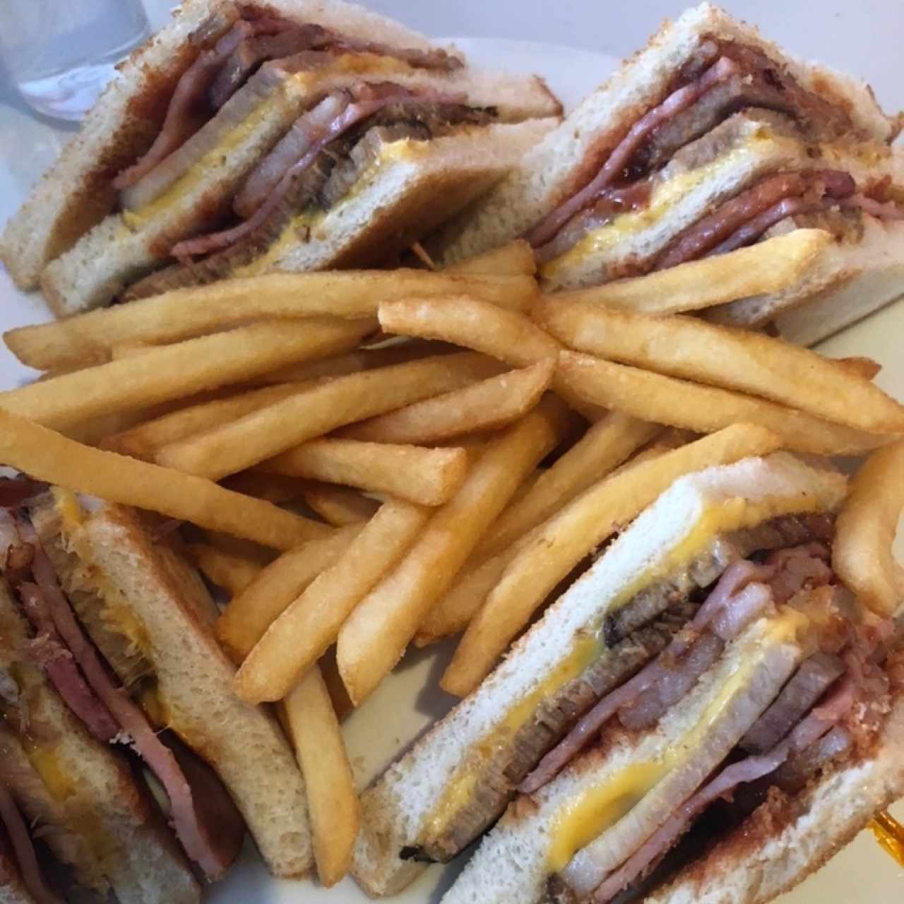 Emparedados - Club Sandwich