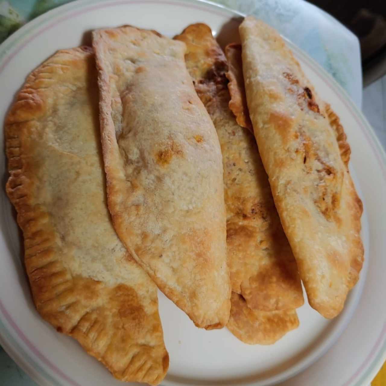 Empanadas de Harina Relleno de Carne