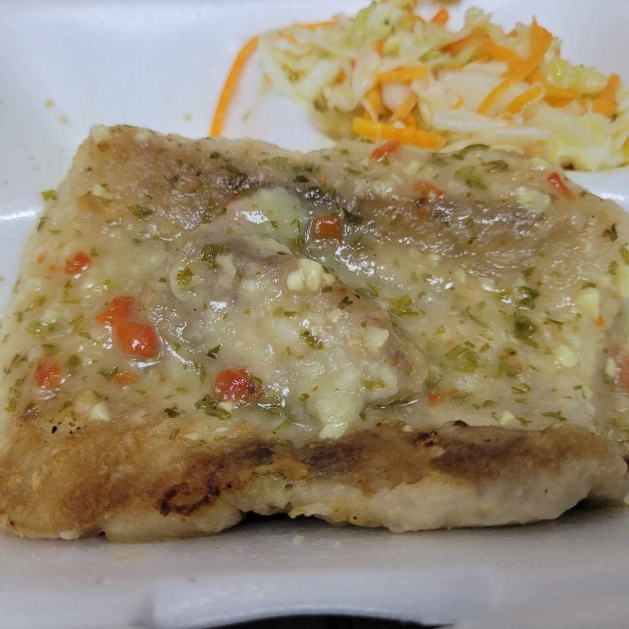 Filete de Corvina al Ajillo